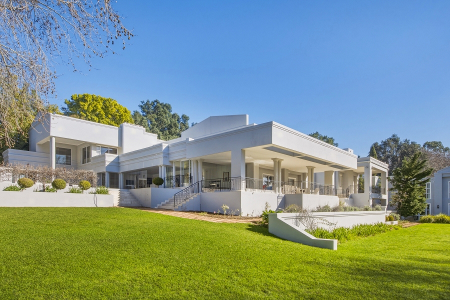 9 Bedroom Property for Sale in Constantia Western Cape